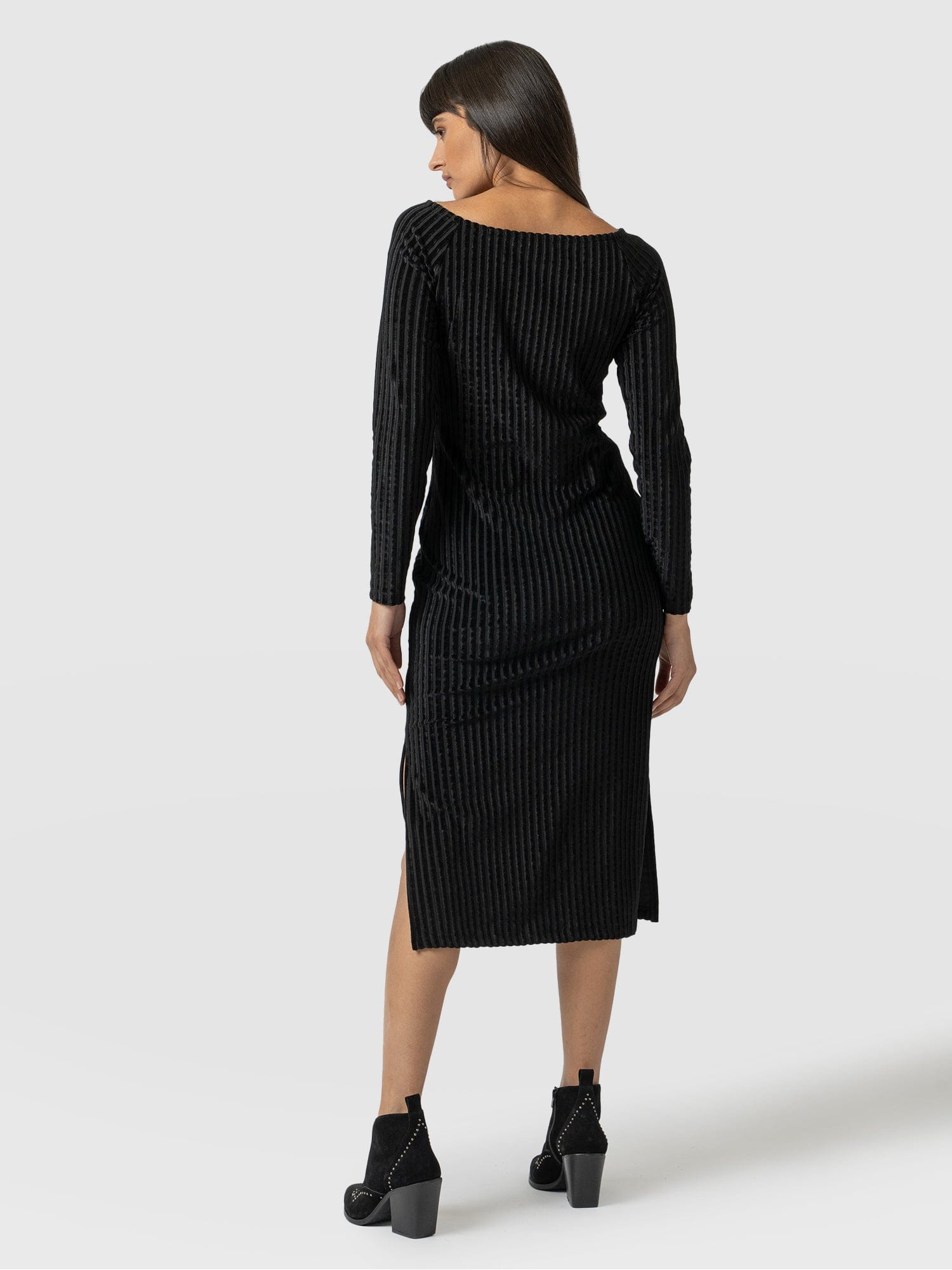 Riviera Long Sleeve Dress Black Stripe Velvet - Women's Dresses | Saint + Sofia® EU